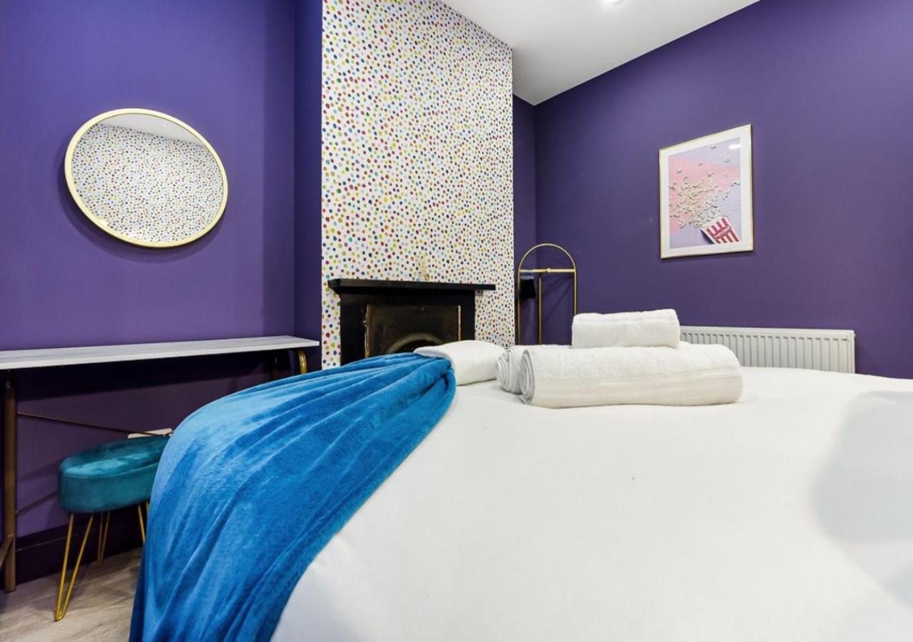 Bright & Colourful House - Best For A Large Groups London Exterior photo