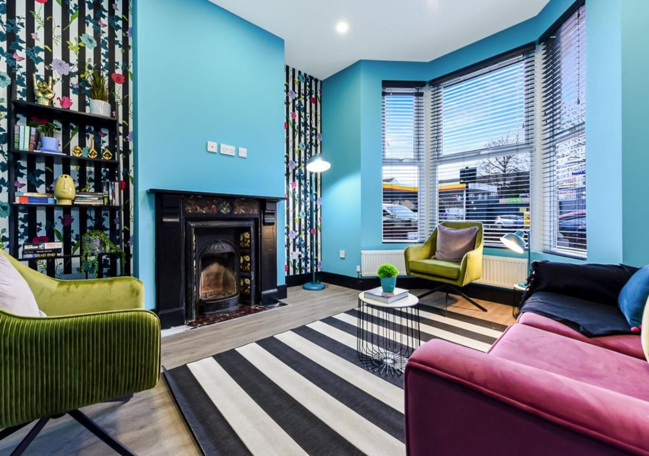 Bright & Colourful House - Best For A Large Groups London Exterior photo